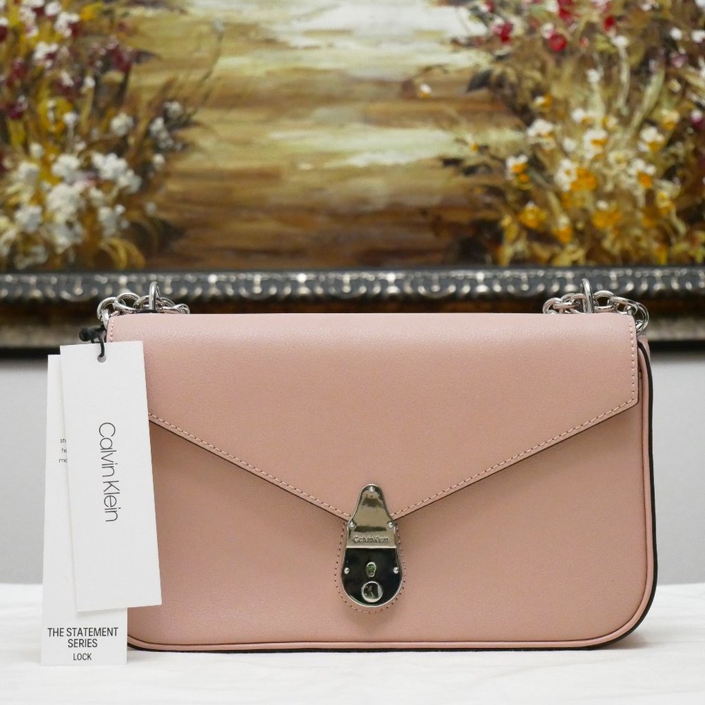 CALVIN KLIEN The Statement Daytonna Lock Crossbody